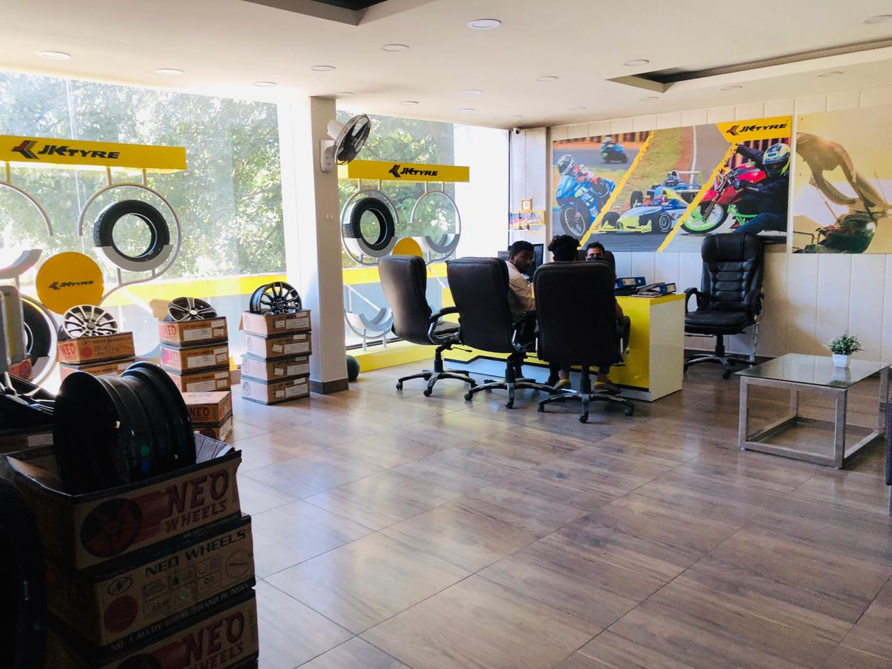 PJ TYRES  - JK TYRE XPRESS TIRUR